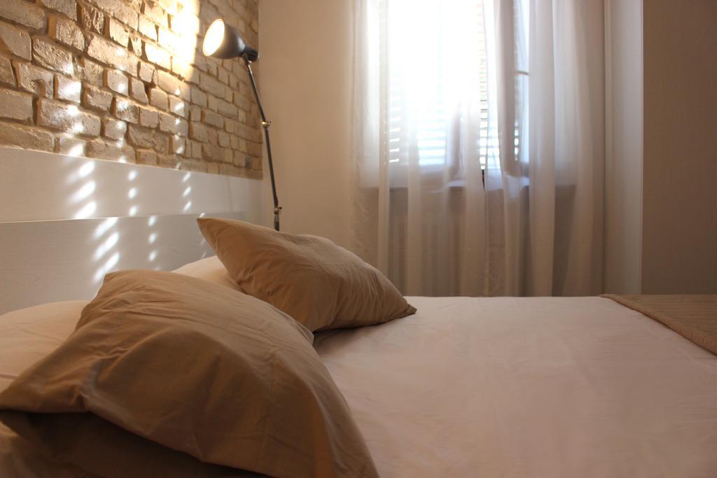 Bed And Breakfast Aratro & Rosmarino Чивітанова-Марке Екстер'єр фото